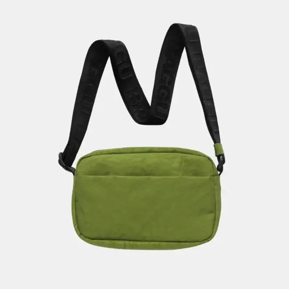 Baggu Camera Crossbody Bag in Avocado